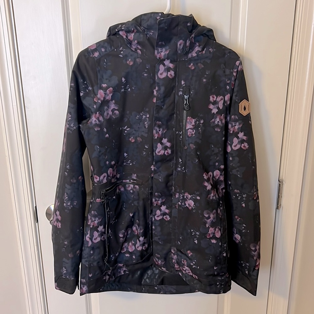 Volcom Westland Insulated Jacket, Black Floral, Size Small